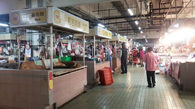 保安市場（保安公有零售市場）内の風景